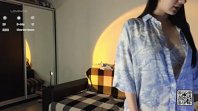 OdelynBagge online show from 3, 11, 2025