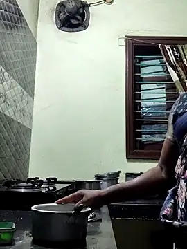 papukurty online show from 6, 10, 2025