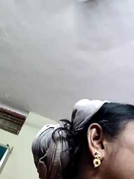 papukurty online show from 11, 4, 2026