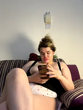 aydabella7777 online show from 18, 12, 2025