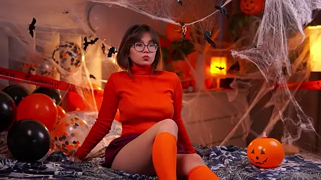 Julia PR0 online show from 30, 10, 2025