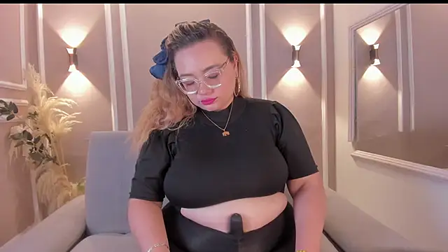 Snapshot of Amber_bunnyx chatting on 30, 9, 2025 Amber bunnyx online show from 30, 9, 2025