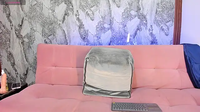 Snapshot of MiiaaCollinss chatting on 11, 9, 2025 MiiaaCollinss online show from 11, 9, 2025