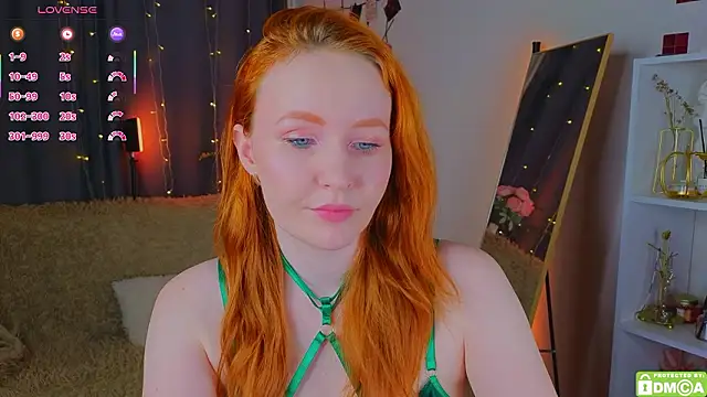 Snapshot of JoyceJones chatting on 9, 2, 2026 JoyceJones online show from 9, 2, 2026