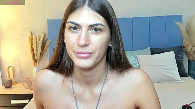 MaggieTurner online show from 10, 9, 2025