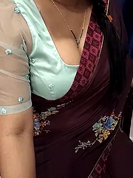 Snapshot of Anuforyou19 chatting on 5, 10, 2025 Anuforyou19 online show from 5, 10, 2025