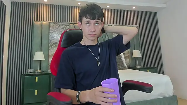 Snapshot of Michael_blue chatting on 19, 9, 2025 Michael blue online show from 19, 9, 2025