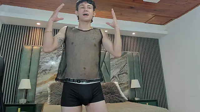 Snapshot of Michael_blue chatting on 25, 9, 2025 Michael blue online show from 25, 9, 2025