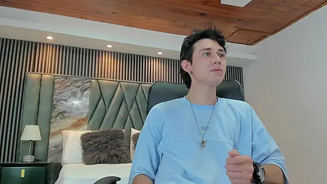 Snapshot of Michael_blue chatting on 27, 9, 2025 Michael blue online show from 27, 9, 2025