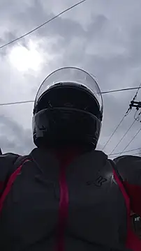 Snapshot of carolinhe_ chatting on 6, 11, 2025 carolinhe online show from 6, 11, 2025