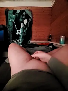 Snapshot of TheSexyCaveman chatting on 29, 4, 2026 TheSexyCaveman online show from 29, 4, 2026