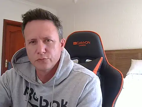 TroyDieselXXX online show from 1, 6, 2026