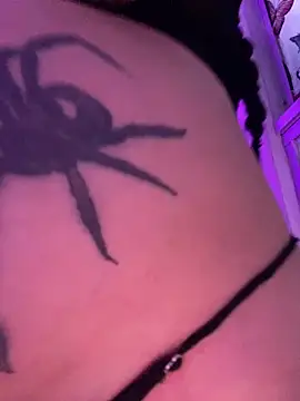 lucialauper  online show from 16, 12, 2025