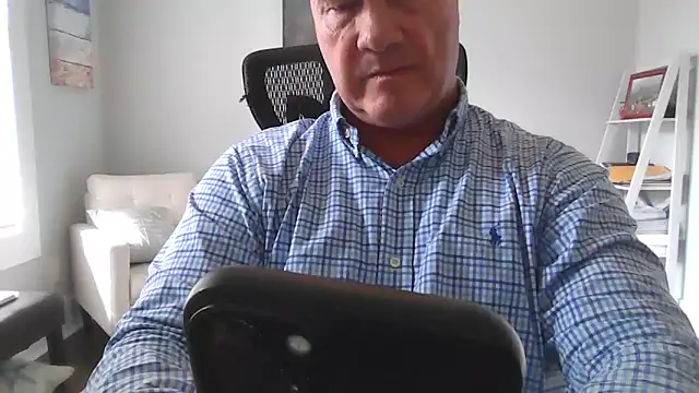 Snapshot of cyclone1212 chatting on 31, 3, 2026 cyclone1212 online show from 31, 3, 2026