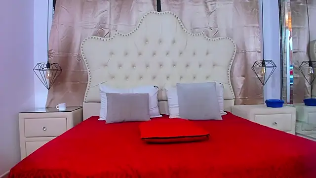 Snapshot of KailinANDrihky chatting on 11, 11, 2025 KailinANDrihky online show from 11, 11, 2025