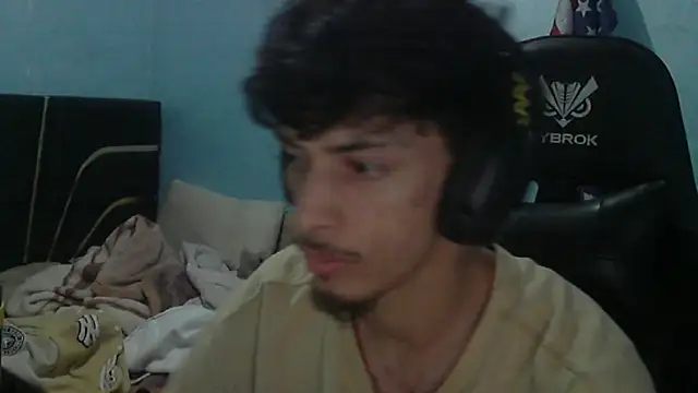 Snapshot of Dark_DesireX chatting on 4, 4, 2026 Dark DesireX online show from 4, 4, 2026