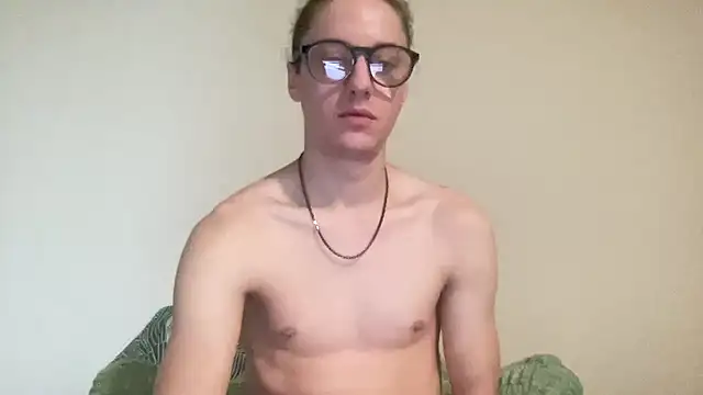 Snapshot of longdickelijah chatting on 12, 11, 2025 longdickelijah online show from 12, 11, 2025