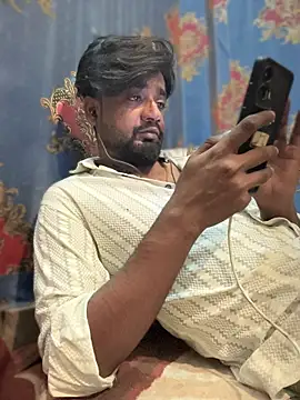 Snapshot of Munny6677 chatting on 11, 11, 2025 Munny6677 online show from 11, 11, 2025