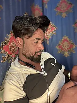 Snapshot of Munny6677 chatting on 12, 11, 2025 Munny6677 online show from 12, 11, 2025