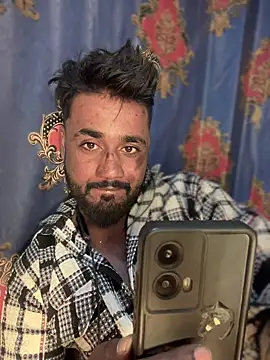 Snapshot of Munny6677 chatting on 22, 11, 2025 Munny6677 online show from 22, 11, 2025