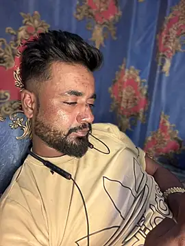 Snapshot of Munny6677 chatting on 24, 11, 2025 Munny6677 online show from 24, 11, 2025