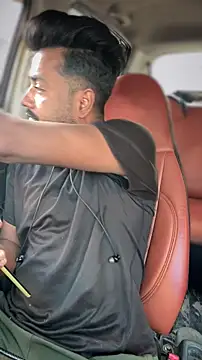 Munny6677 online show from 5, 2, 2026