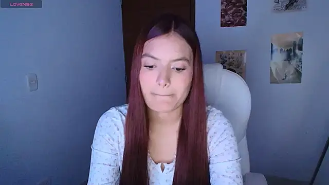 Snapshot of Ema__Rose chatting on 14, 9, 2025 Ema Rose online show from 14, 9, 2025