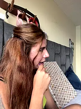 AllieYourGirl online show from 19, 9, 2025