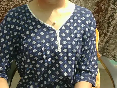Snapshot of lovely_soniya chatting on 12, 5, 2026 lovely soniya online show from 12, 5, 2026