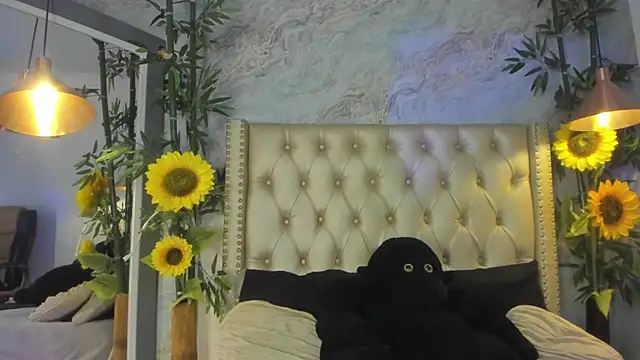 LittleeJaz online show from 8, 11, 2025