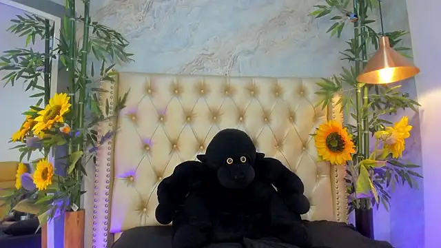 Snapshot of LittleeJaz chatting on 12, 2, 2026 LittleeJaz online show from 12, 2, 2026