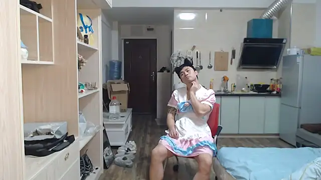 Snapshot of Azyrrgg chatting on 18, 12, 2025 Azyrrgg online show from 18, 12, 2025