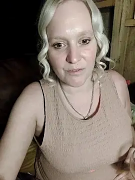 Snapshot of Bouncy-Bella28X chatting on 13, 9, 2025 Bouncy-Bella28X online show from 13, 9, 2025