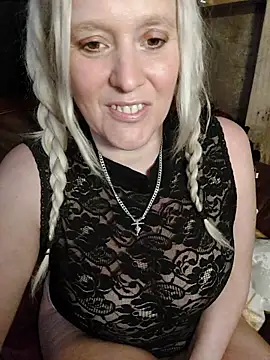 Snapshot of Bouncy-Bella28X chatting on 21, 9, 2025 Bouncy-Bella28X online show from 21, 9, 2025