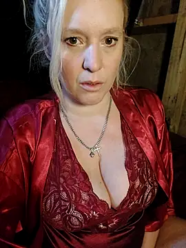 Snapshot of Bouncy-Bella28X chatting on 5, 10, 2025 Bouncy-Bella28X online show from 5, 10, 2025