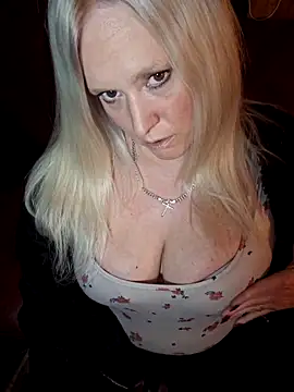 Bouncy-Bella28X online show from 31, 1, 2026