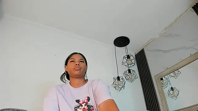 Snapshot of keyla_mejia chatting on 11, 5, 2026 keyla mejia online show from 11, 5, 2026