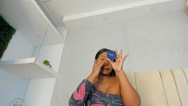 Snapshot of keyla_mejia chatting on 16, 5, 2026 keyla mejia online show from 16, 5, 2026