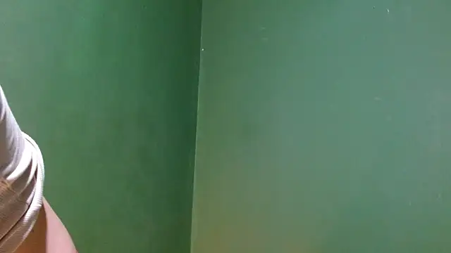 Snapshot of Roxiehood chatting on 19, 9, 2025 Roxiehood online show from 19, 9, 2025