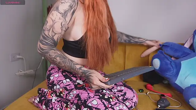 YunoRose  online show from 28, 3, 2026