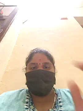 Snapshot of Villageanuty chatting on 9, 9, 2025 Villageanuty online show from 9, 9, 2025