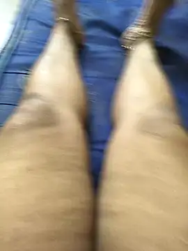 Snapshot of Villageanuty chatting on 18, 11, 2025 Villageanuty online show from 18, 11, 2025