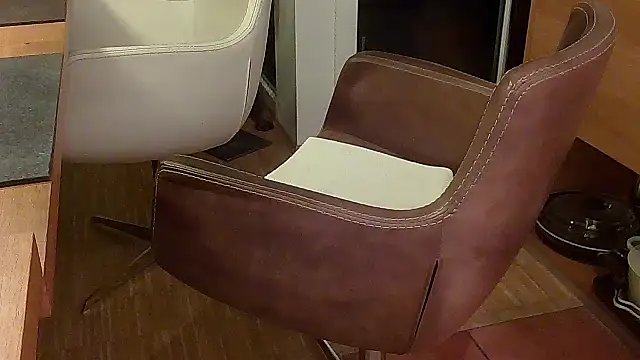 Snapshot of Unique_X_perience chatting on 6, 10, 2025 Unique X perience online show from 6, 10, 2025