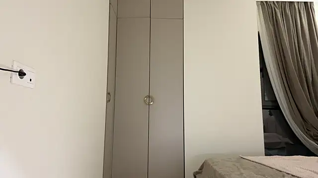 Kelly Berry   online show from 24, 2, 2026