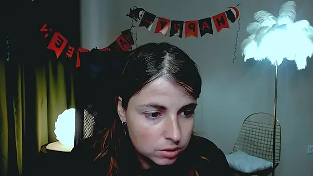 Snapshot of MartaEdams chatting on 22, 10, 2025 MartaEdams online show from 22, 10, 2025