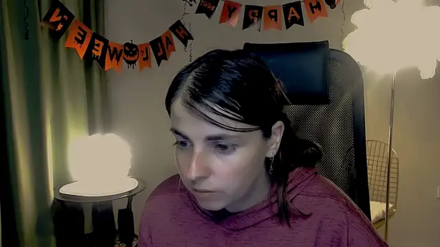 Snapshot of MartaEdams chatting on 29, 10, 2025 MartaEdams online show from 29, 10, 2025