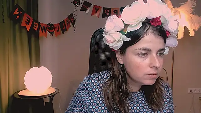 Snapshot of MartaEdams chatting on 7, 11, 2025 MartaEdams online show from 7, 11, 2025