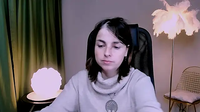 Snapshot of MartaEdams chatting on 25, 11, 2025 MartaEdams online show from 25, 11, 2025