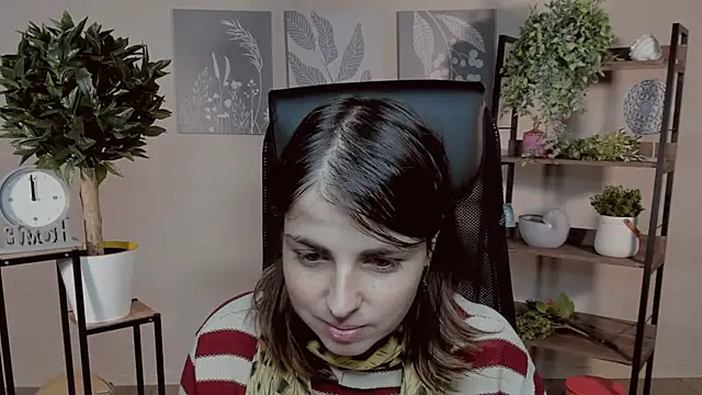 Snapshot of MartaEdams chatting on 26, 11, 2025 MartaEdams online show from 26, 11, 2025