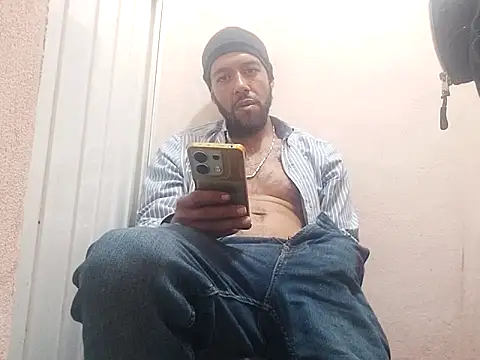 Snapshot of wolfsexmxn chatting on 26, 11, 2025 wolfsexmxn online show from 26, 11, 2025